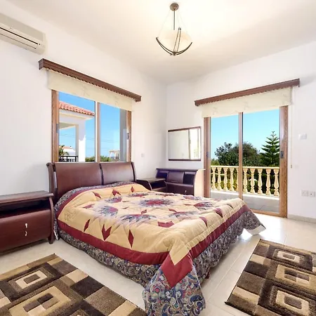 Villa Sam Айя-Напа Экстерьер фото